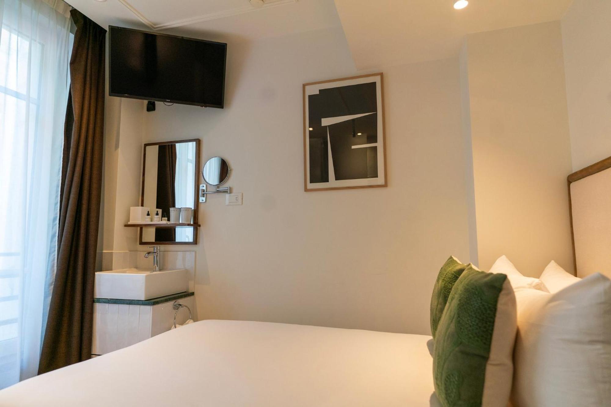 Le Lampika Hotel Париж Екстер'єр фото